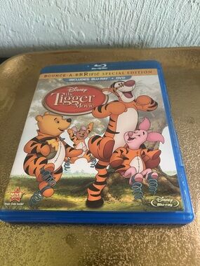 #1781*Disney The Tigger Movie 2 Disc Blu-ray-  Orange & Pink Characters